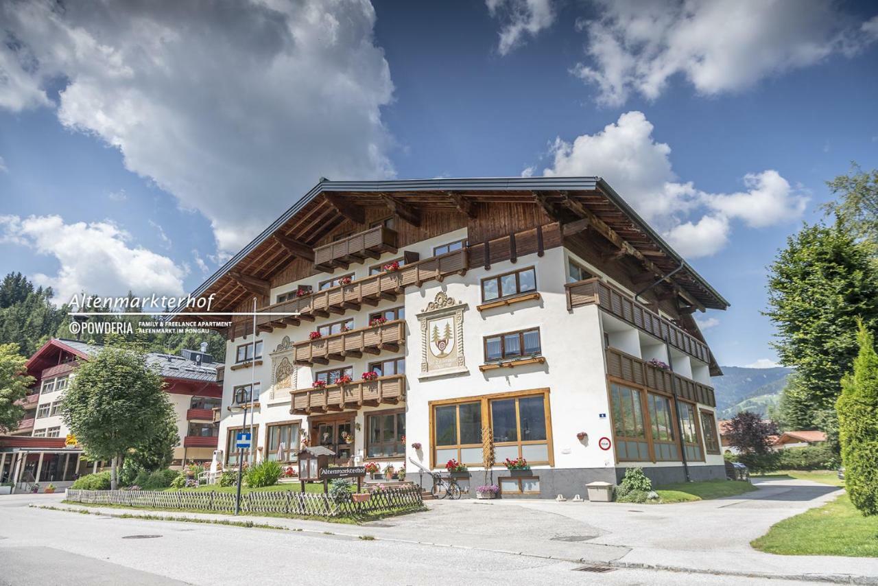 Powderia Family & Freelance Apartment In The Centre Of Ski Amade アルテンマルクト・イム・ポンガウ エクステリア 写真