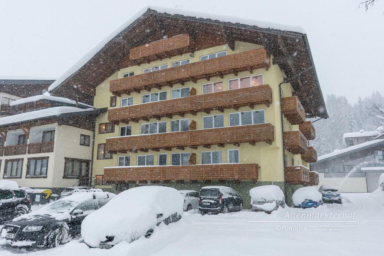 Powderia Family & Freelance Apartment In The Centre Of Ski Amade アルテンマルクト・イム・ポンガウ エクステリア 写真